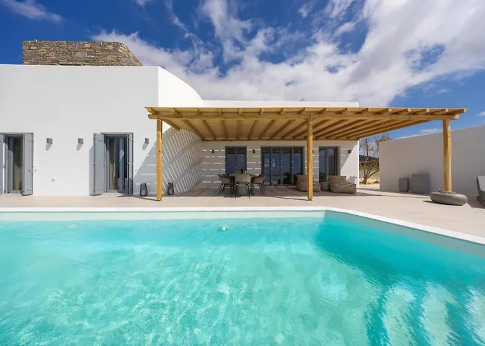 Morphe Villa Aspro Chorio